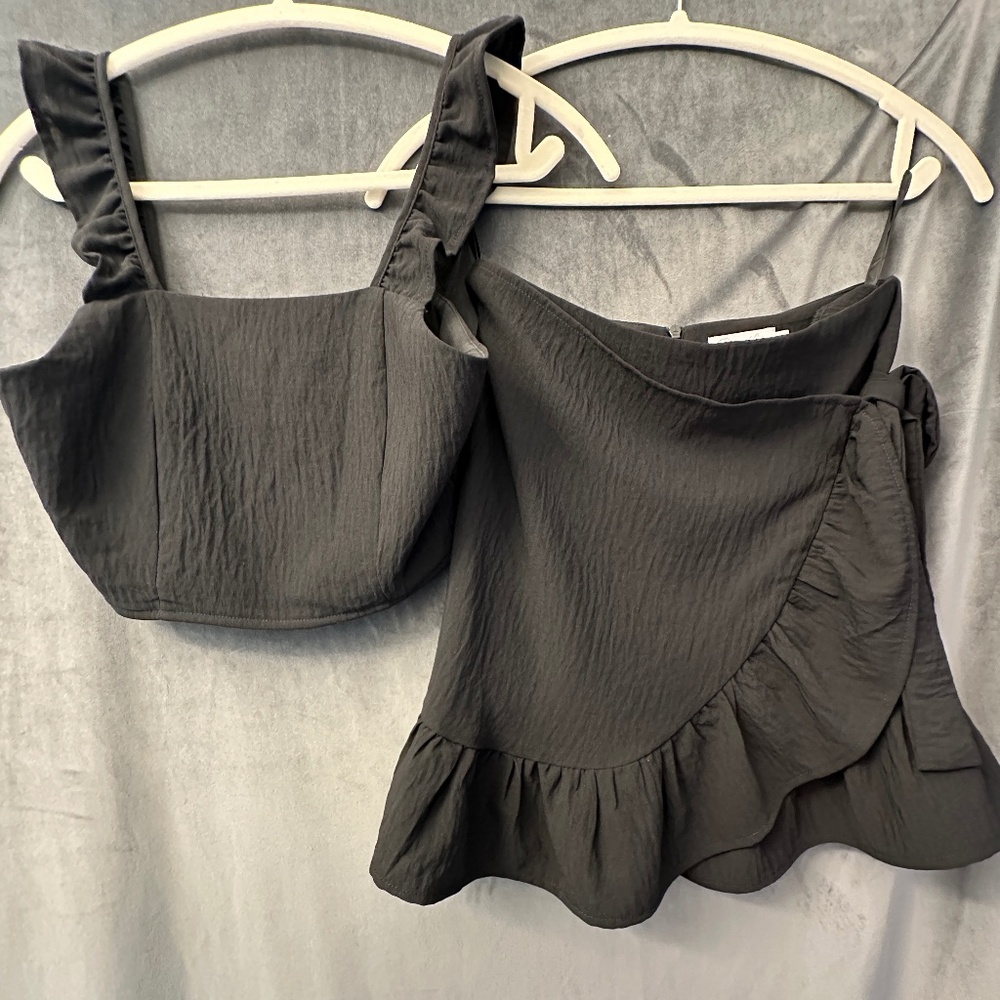 Pink Lily Black Skirt Set